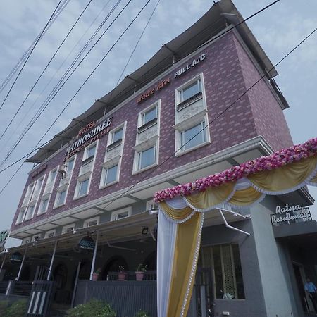 Hotel Mathoshree Thane Extérieur photo